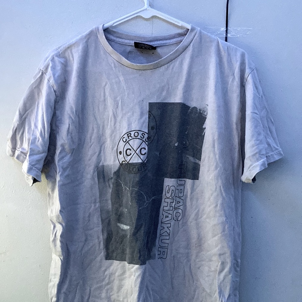tupac shakur cross color t-shirt•MEDIUM